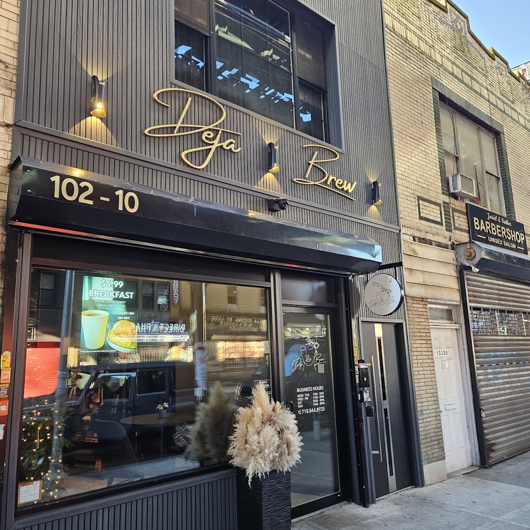 DEJA BREW CAFE 4