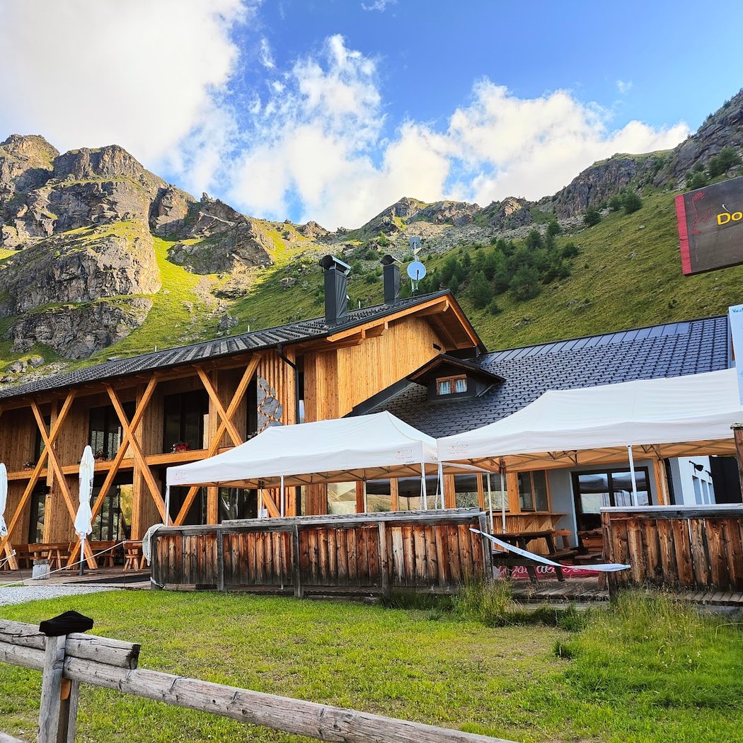 Rifugio Doss dei Cembri 3