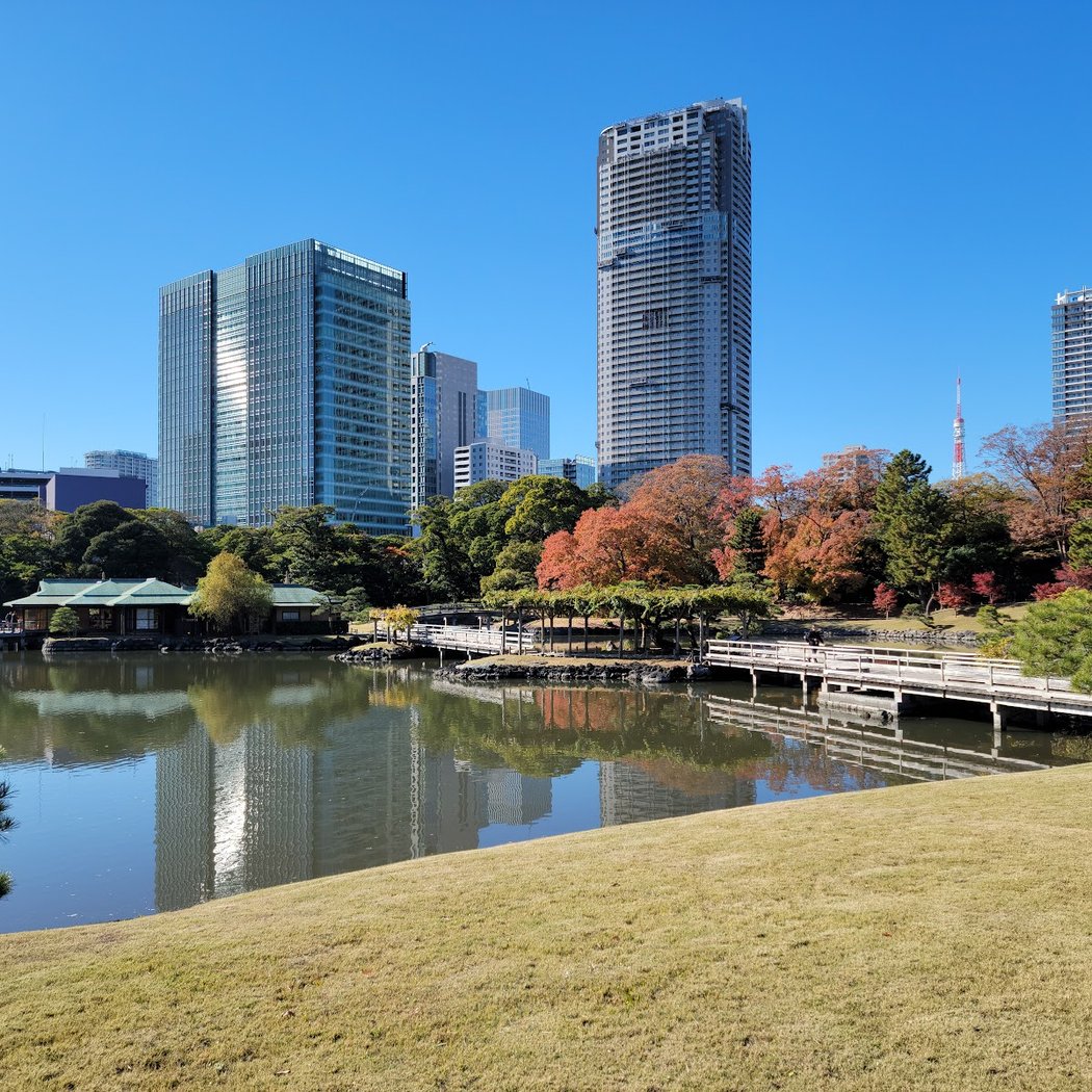 Hamarikyu Gardens 1