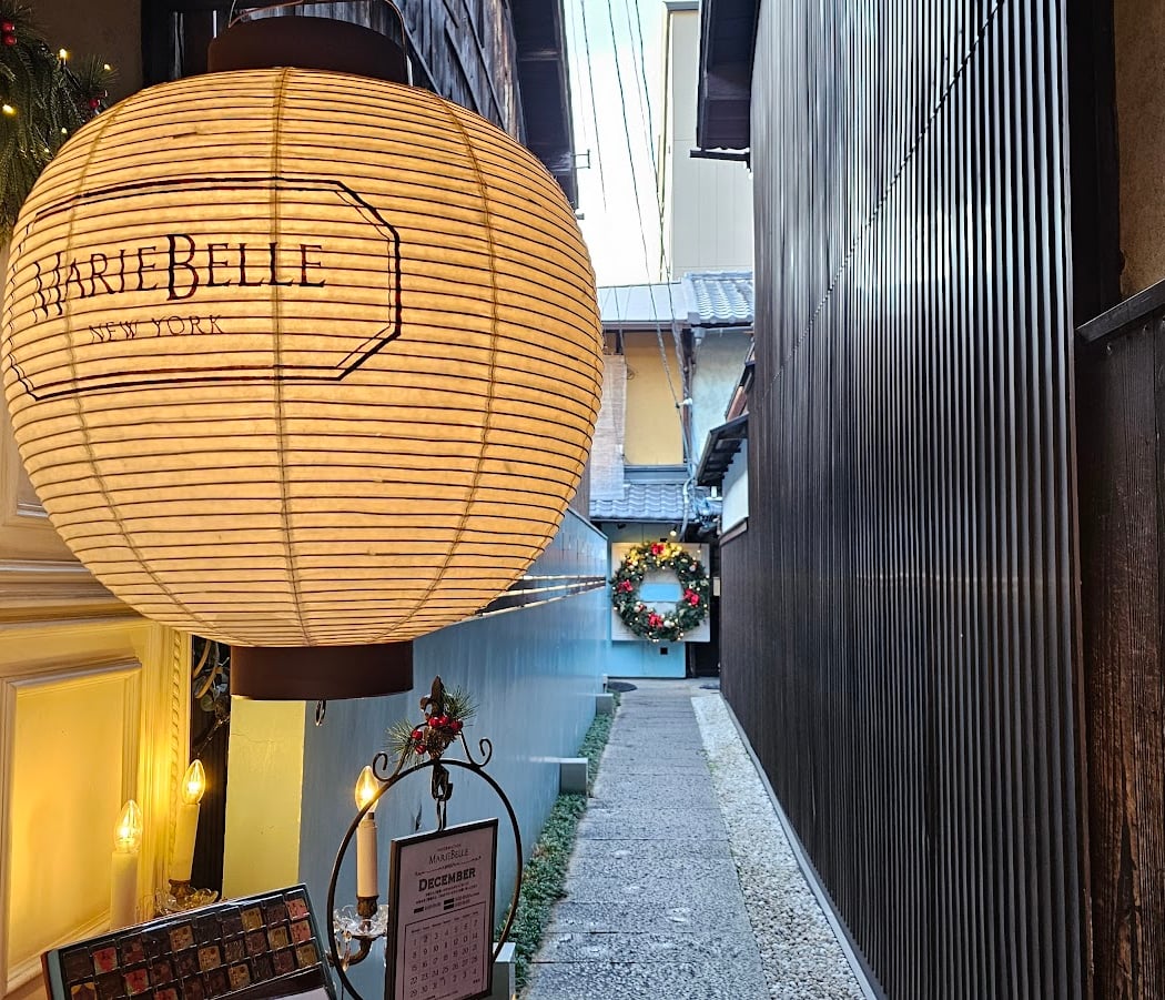 Mariebelle Kyoto Head Shop & Café 2