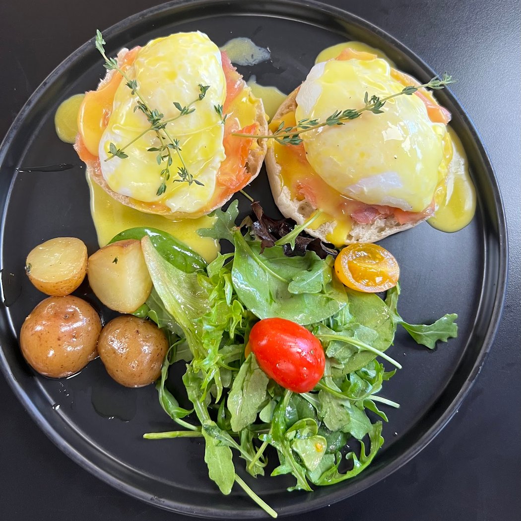 La Pausa Coffee Brunch & lunch 3
