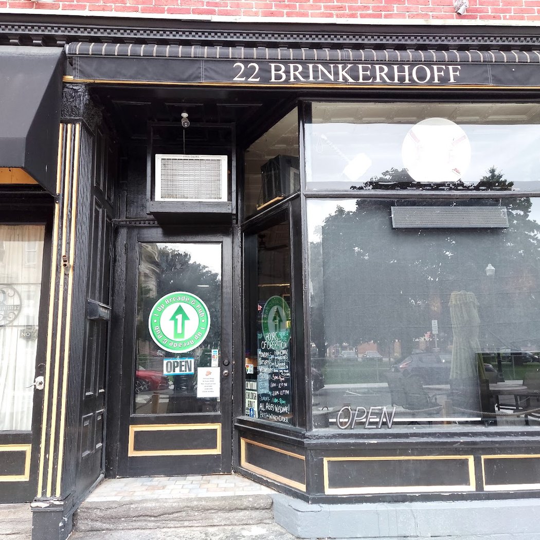 1UP Arcade & Pub 2