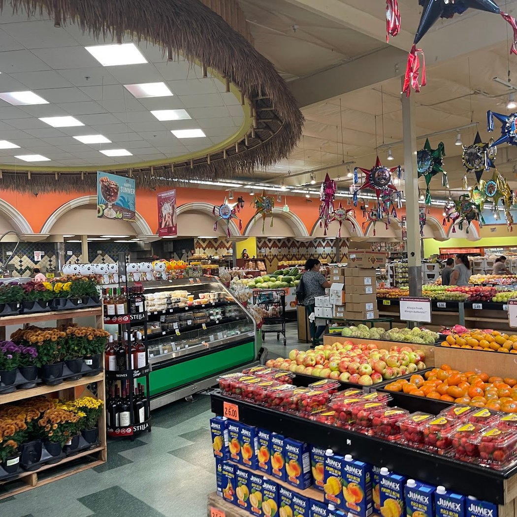 Solano 80 Shopping Center 1