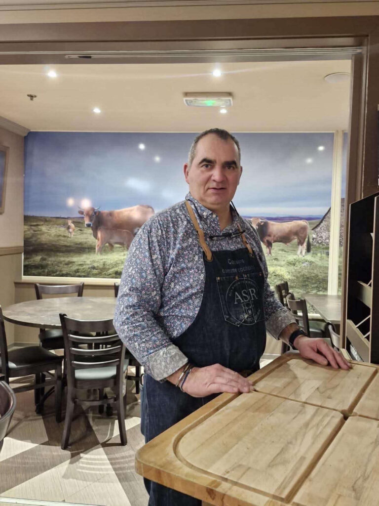 Au Veau Qui Tete 2