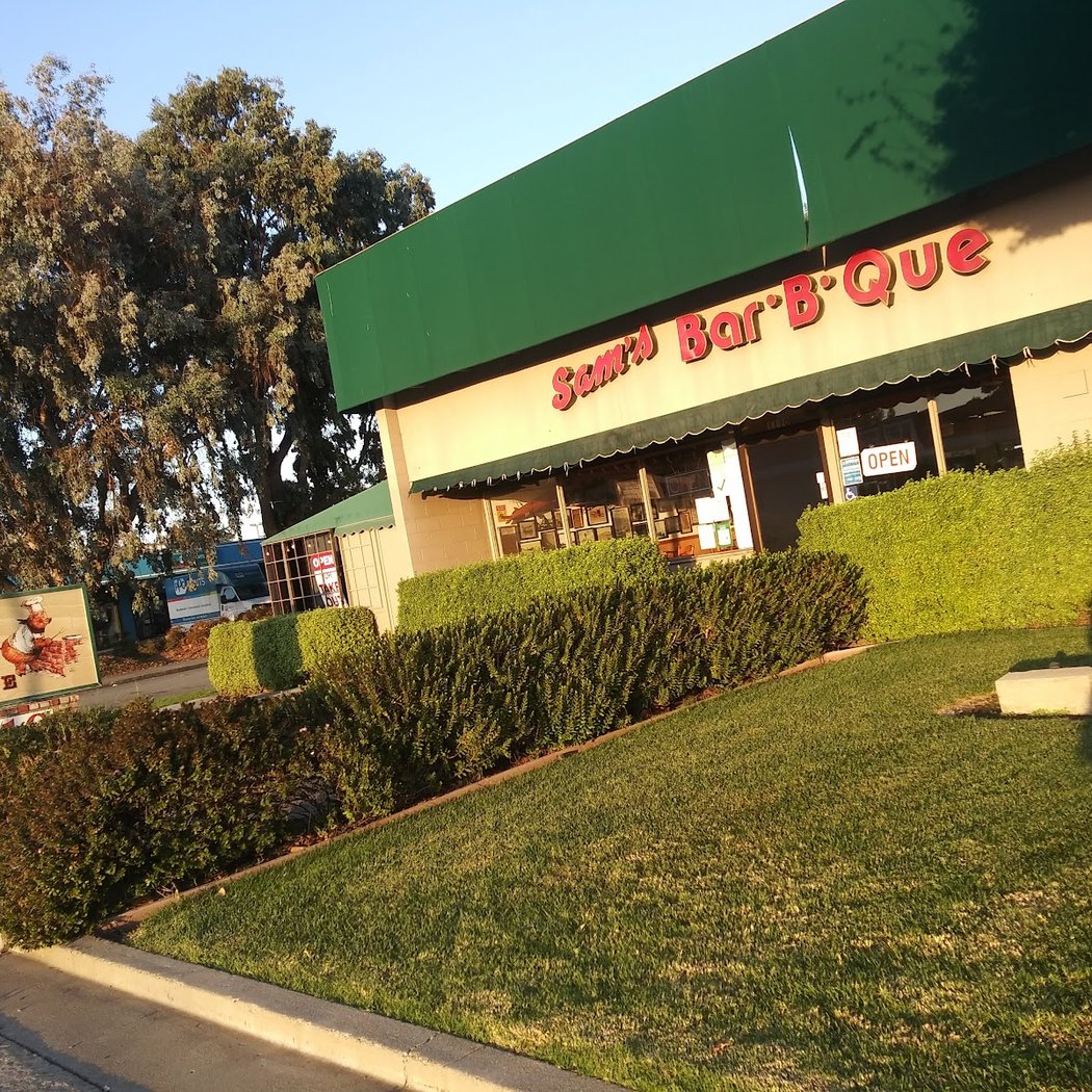 Sam's Bar-B-Que 2