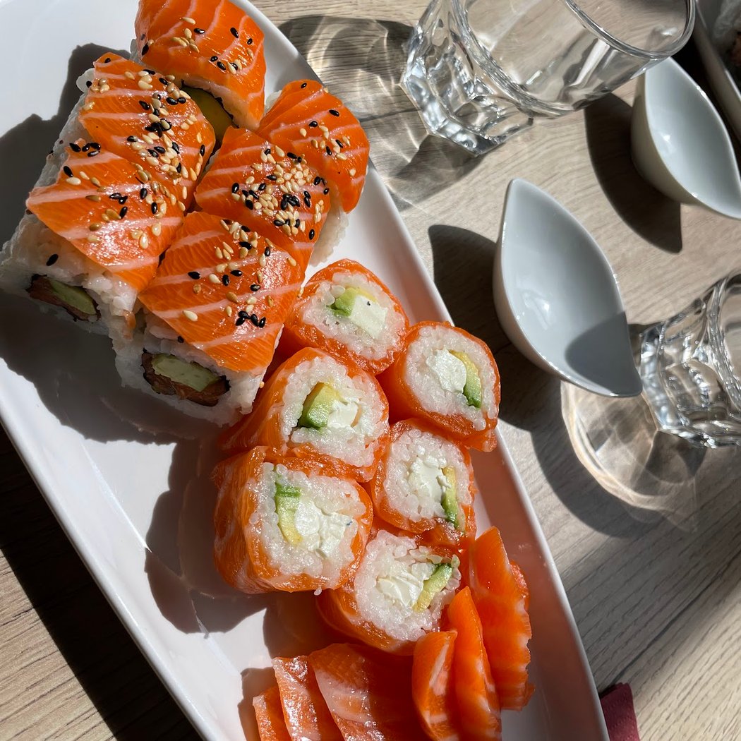sushi in sushi 1