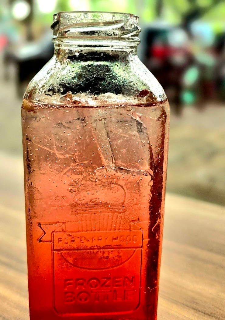 Frozen Bottle - Milkshakes, Desserts, and Ice Cream 1