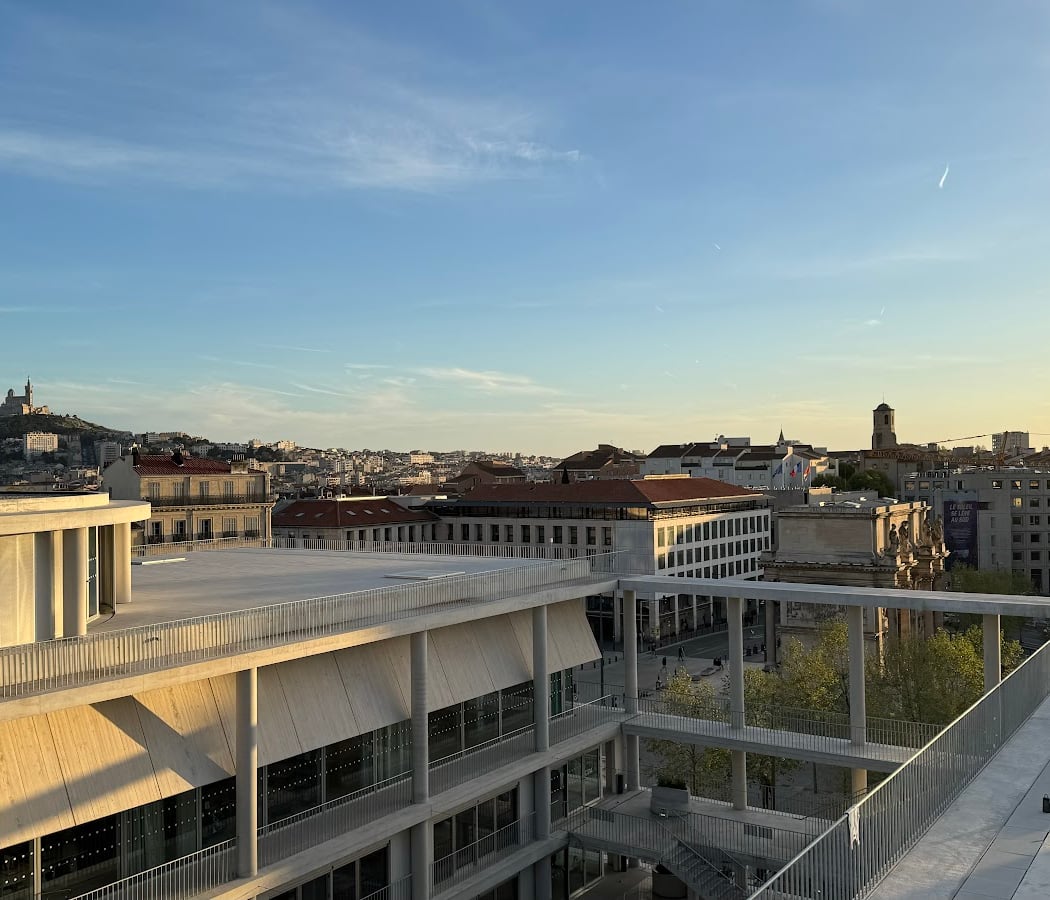 À nous les toits 1