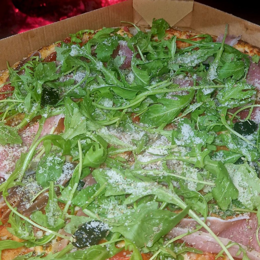 Longchamp Pizza 3