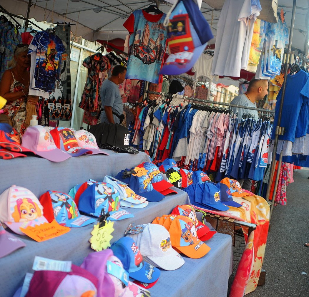 Grande braderie d'été de Colmar (Summer Street Clearance Market) 3