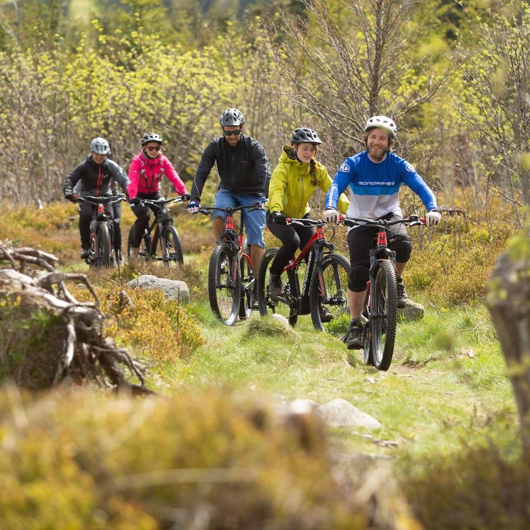Family Mountain Bike Ride 1