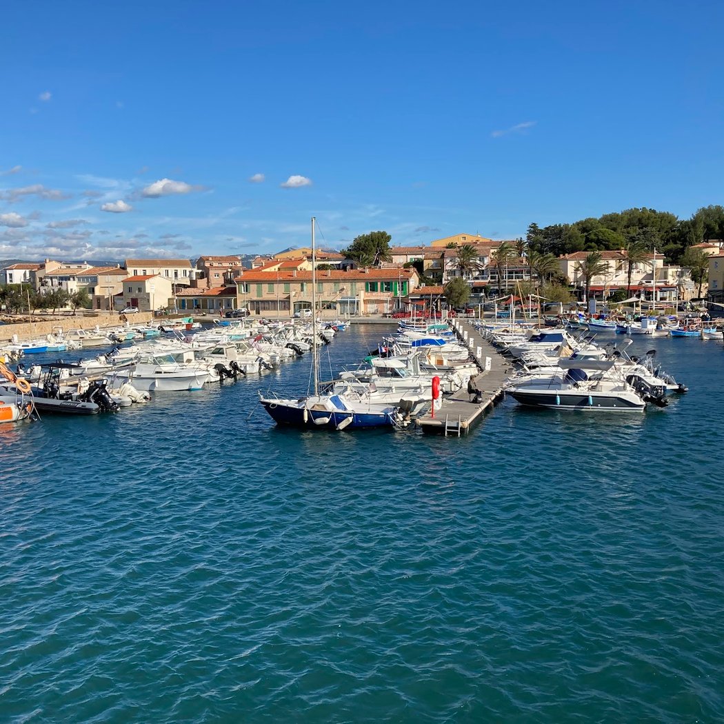 Captaincy of the Port of Brusc 3