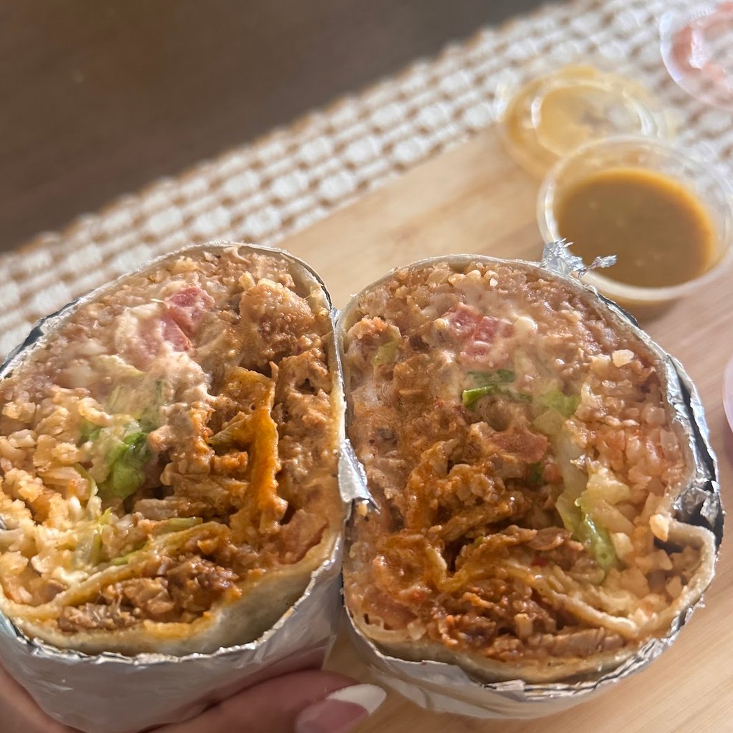 Aracely's Restaurant & Market 1