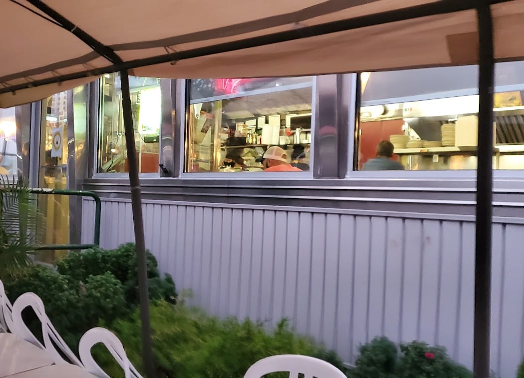 Gabino's Diner 2