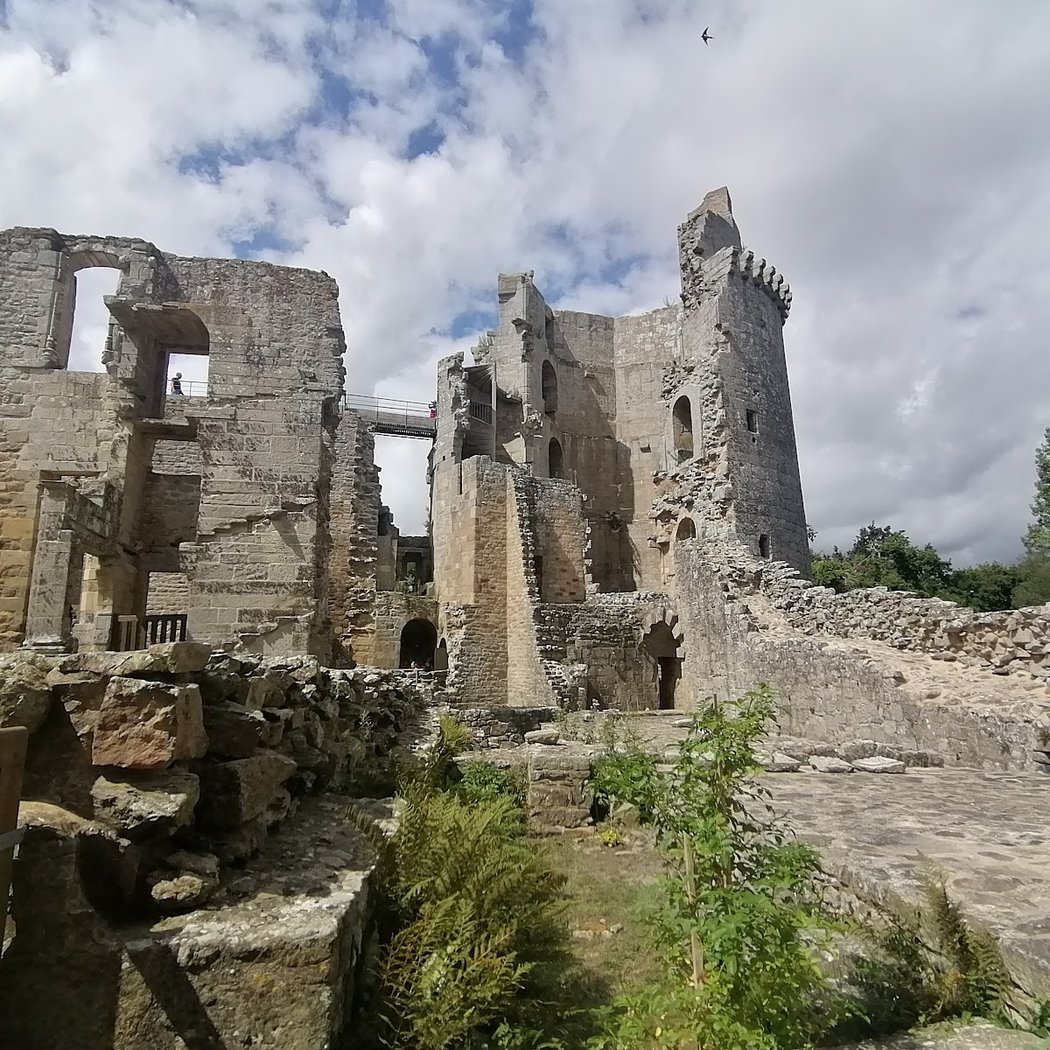 Hunaudaye Castle 3