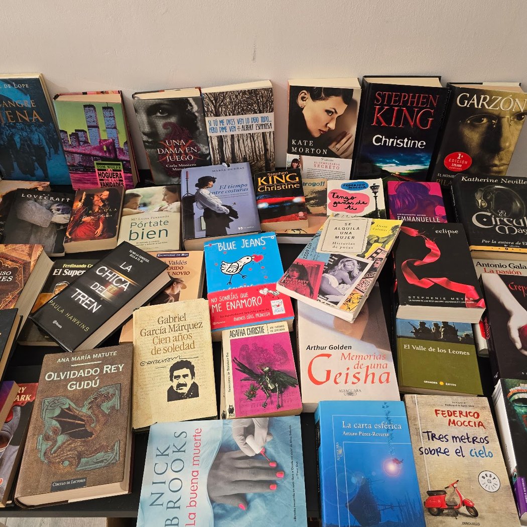 La librería de El Club de los Raros: Libros 2ª mano 1