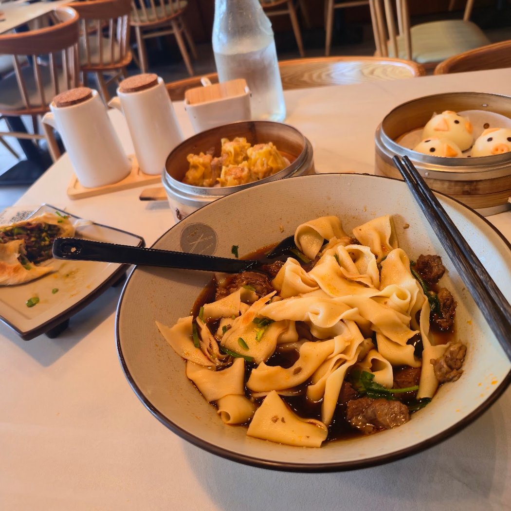X NOODLES & DUMPLINGS 3
