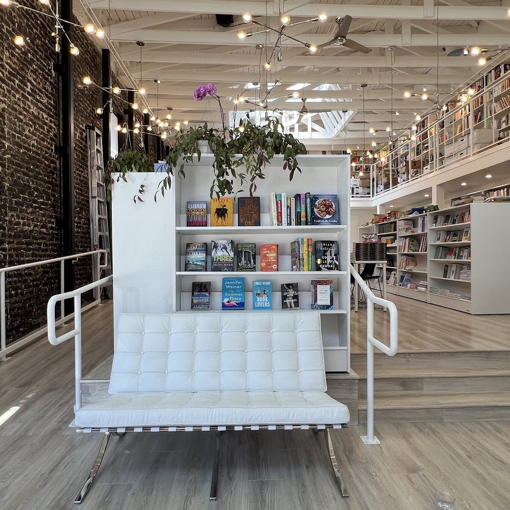 TelHiLit Presents: Tamika Thompson in conversation with Jennifer Barone 3
