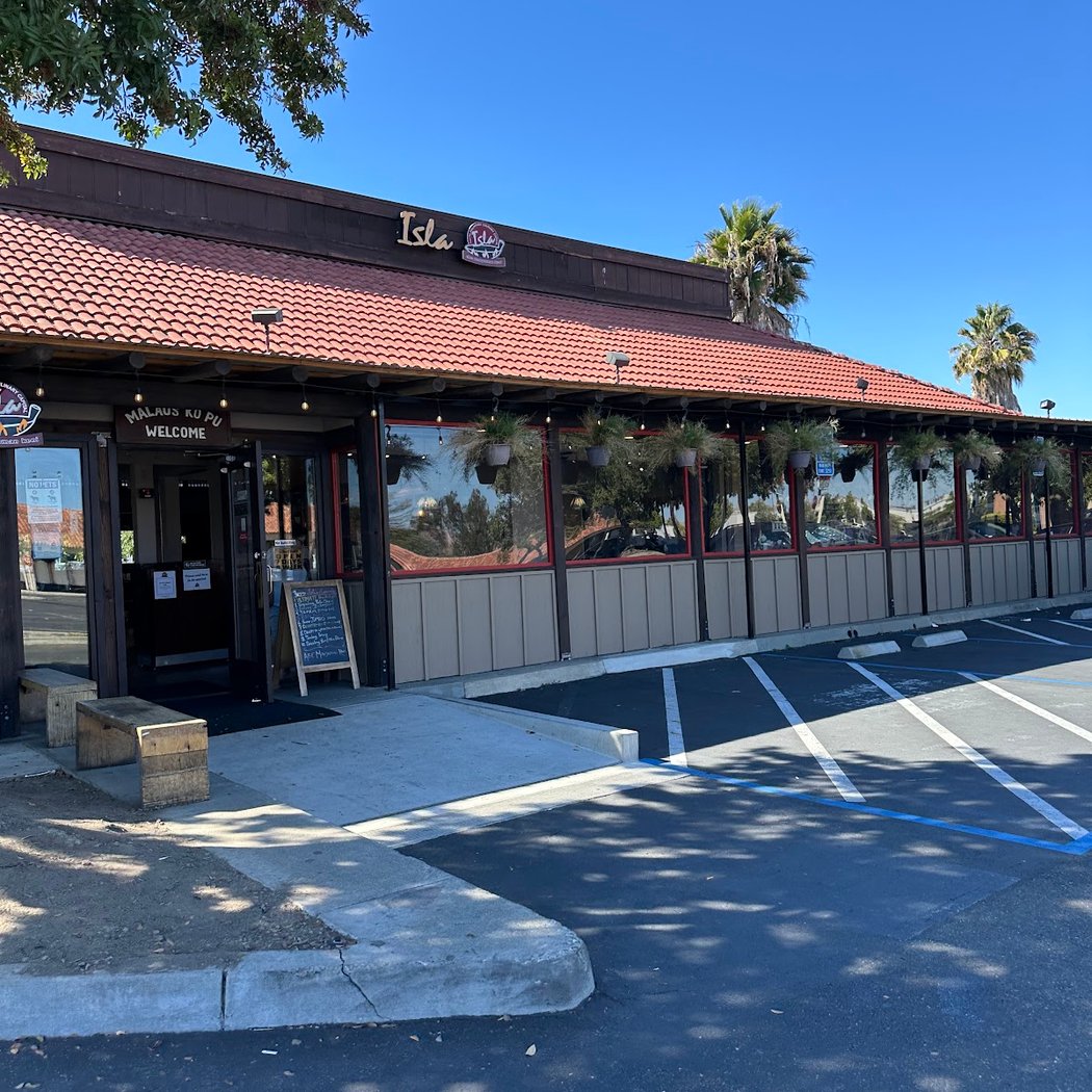 Isla Restaurant 2