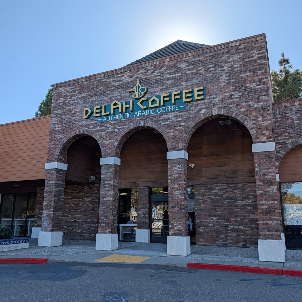 Delah Coffee 2