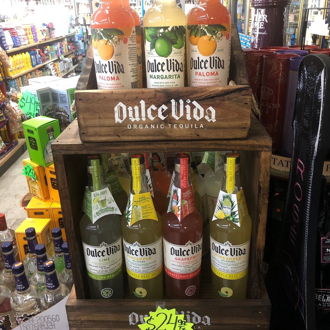 FW Liquor Grocery 1