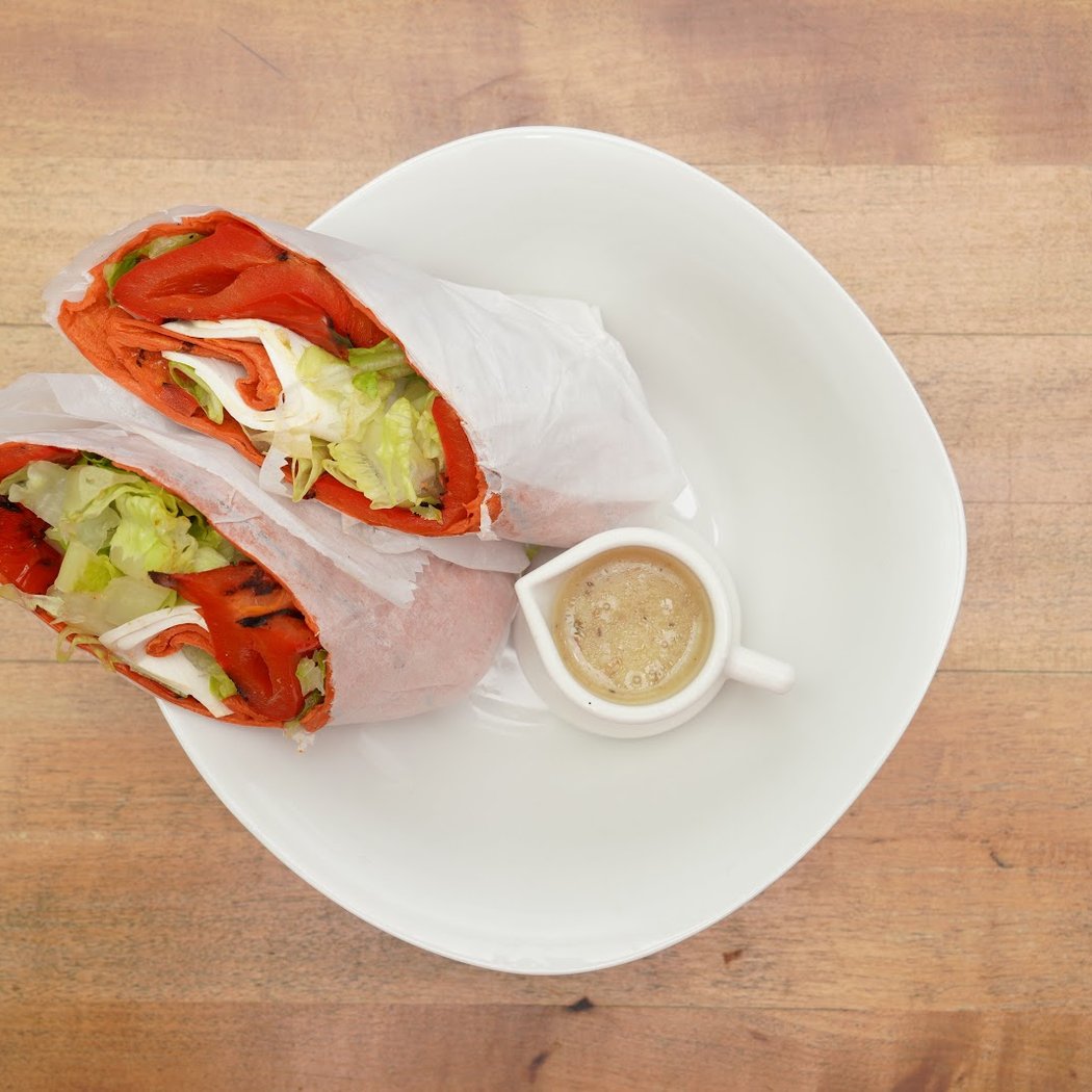 Kosher Mezze Pizzeria & Sushi 3