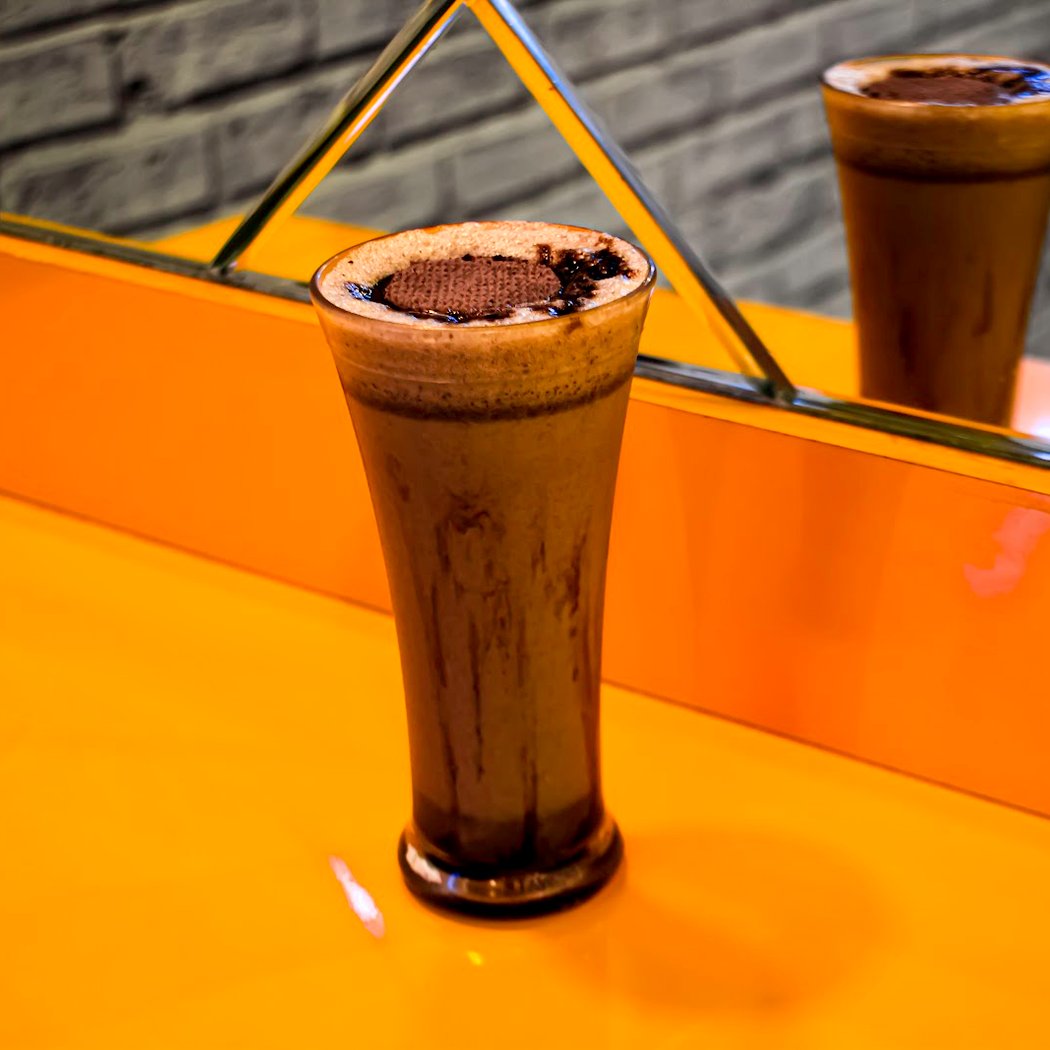 Cafe Arena 1