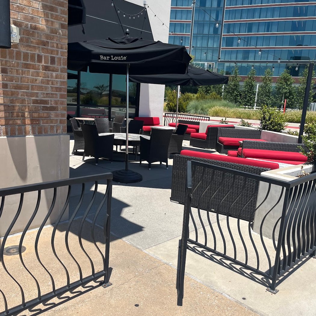 Bar Louie - Music Factory 2