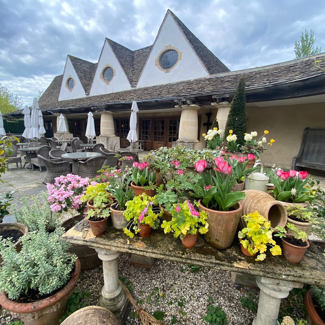 Highgrove Gardens 3