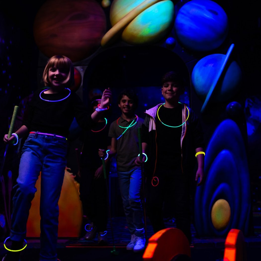 Blacklight Mini Golf 2