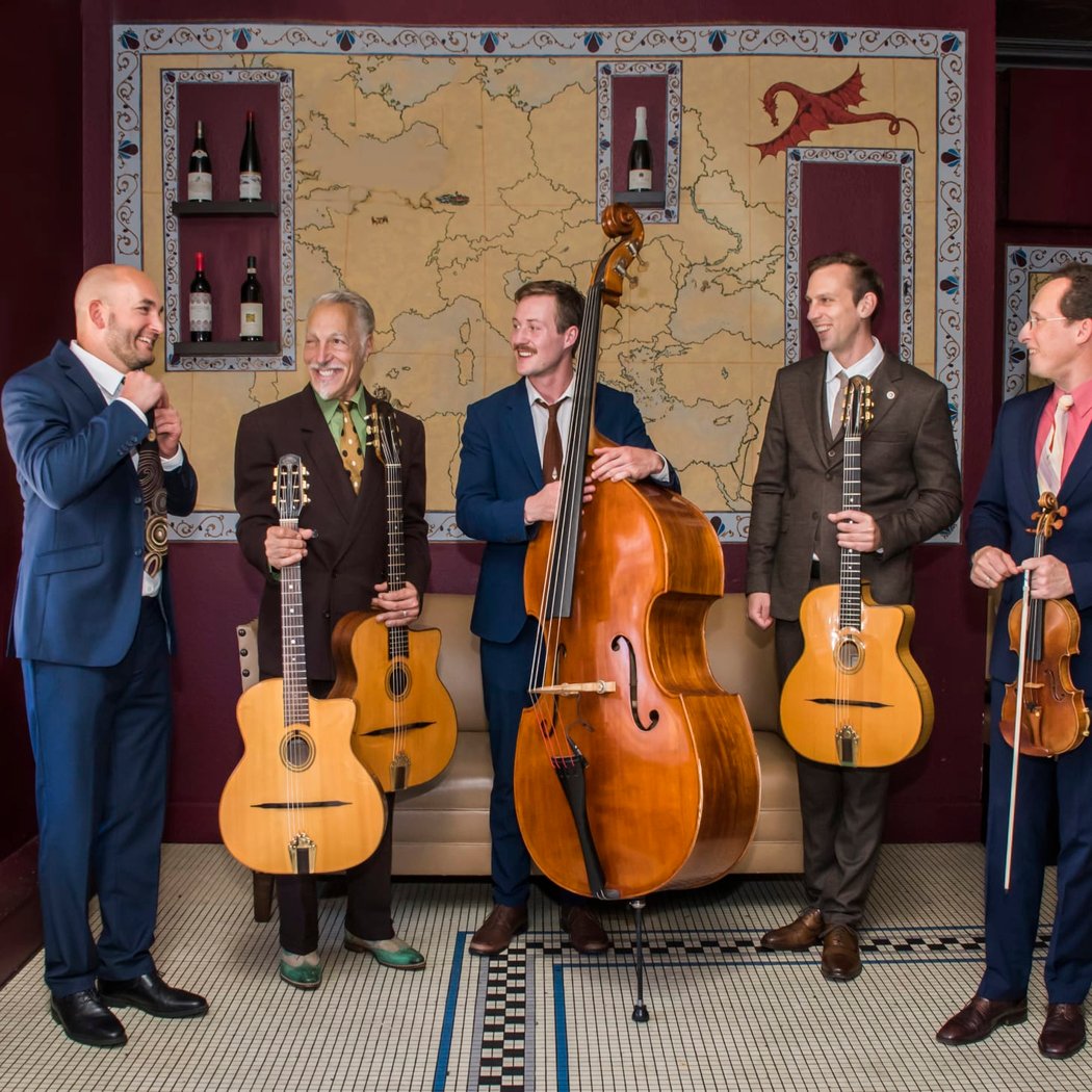Hot Club Cool Yule 3