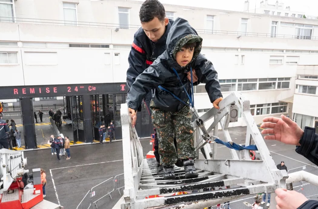 Portes ouvertes à la 24e Compagnie de Sapeurs-pompiers de Paris-Montreuil