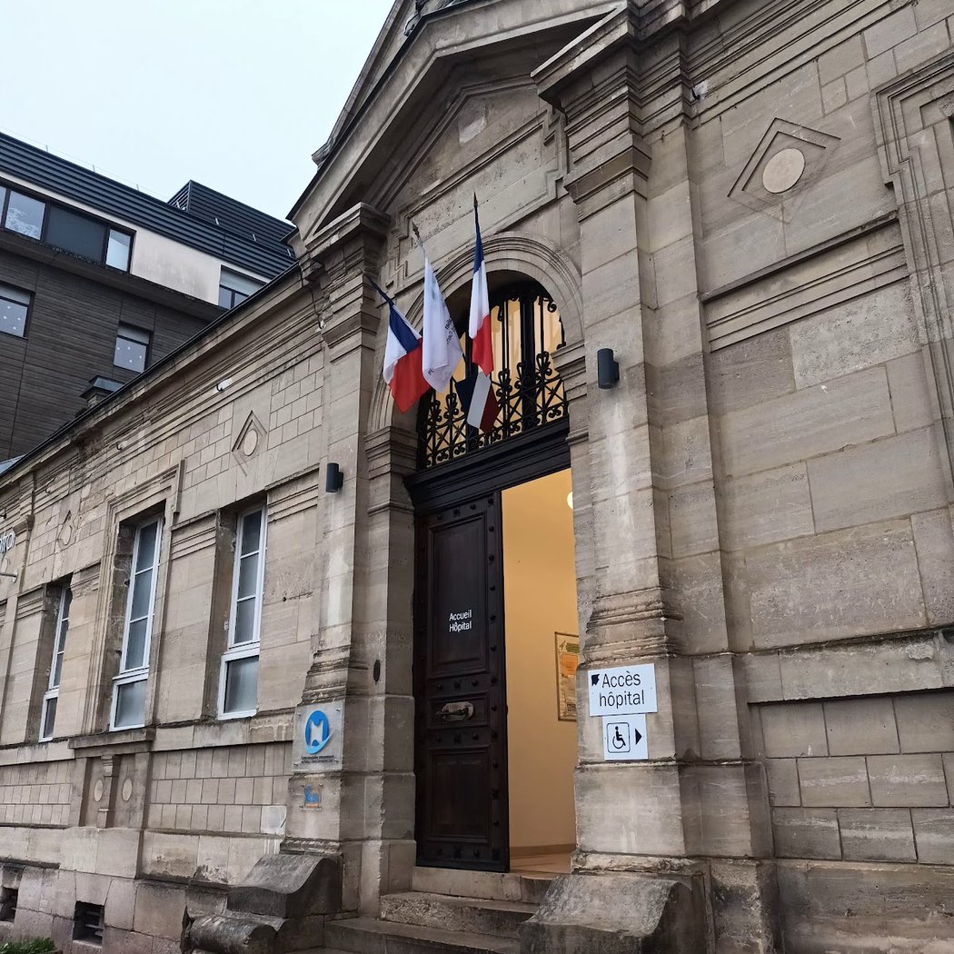 Inter-Hospital De Poissy 1