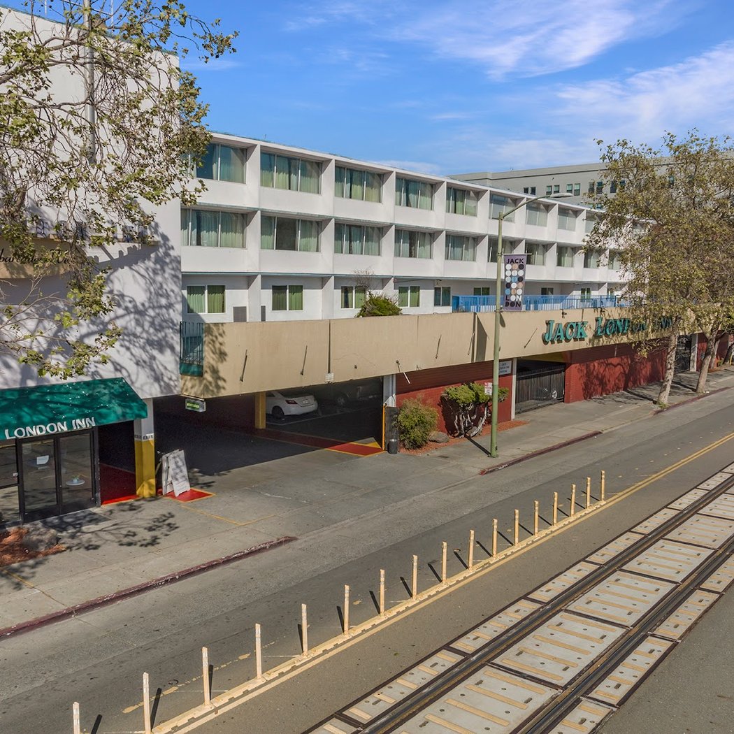 Jack London Inn 2