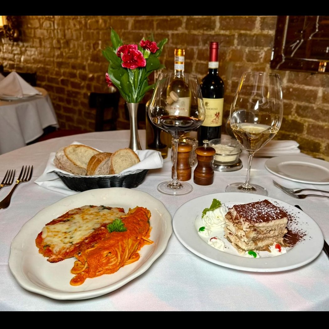 IL Carino Restaurant 1