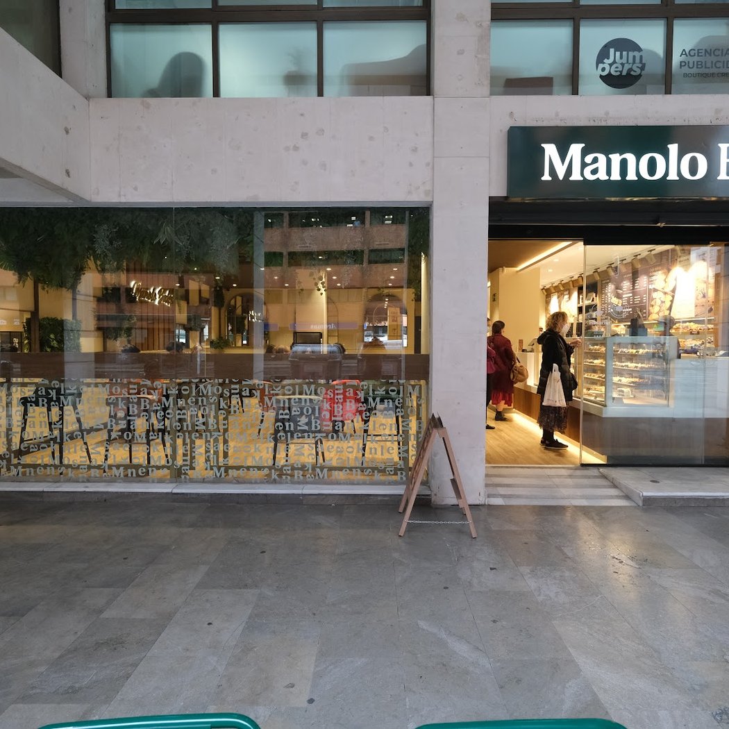 Manolo Bakes 2