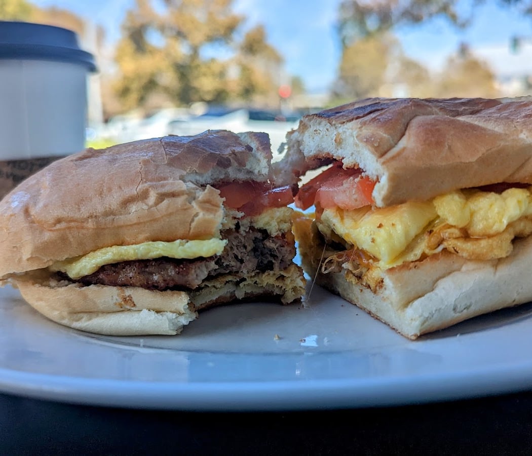 Cafe Lakeview 1