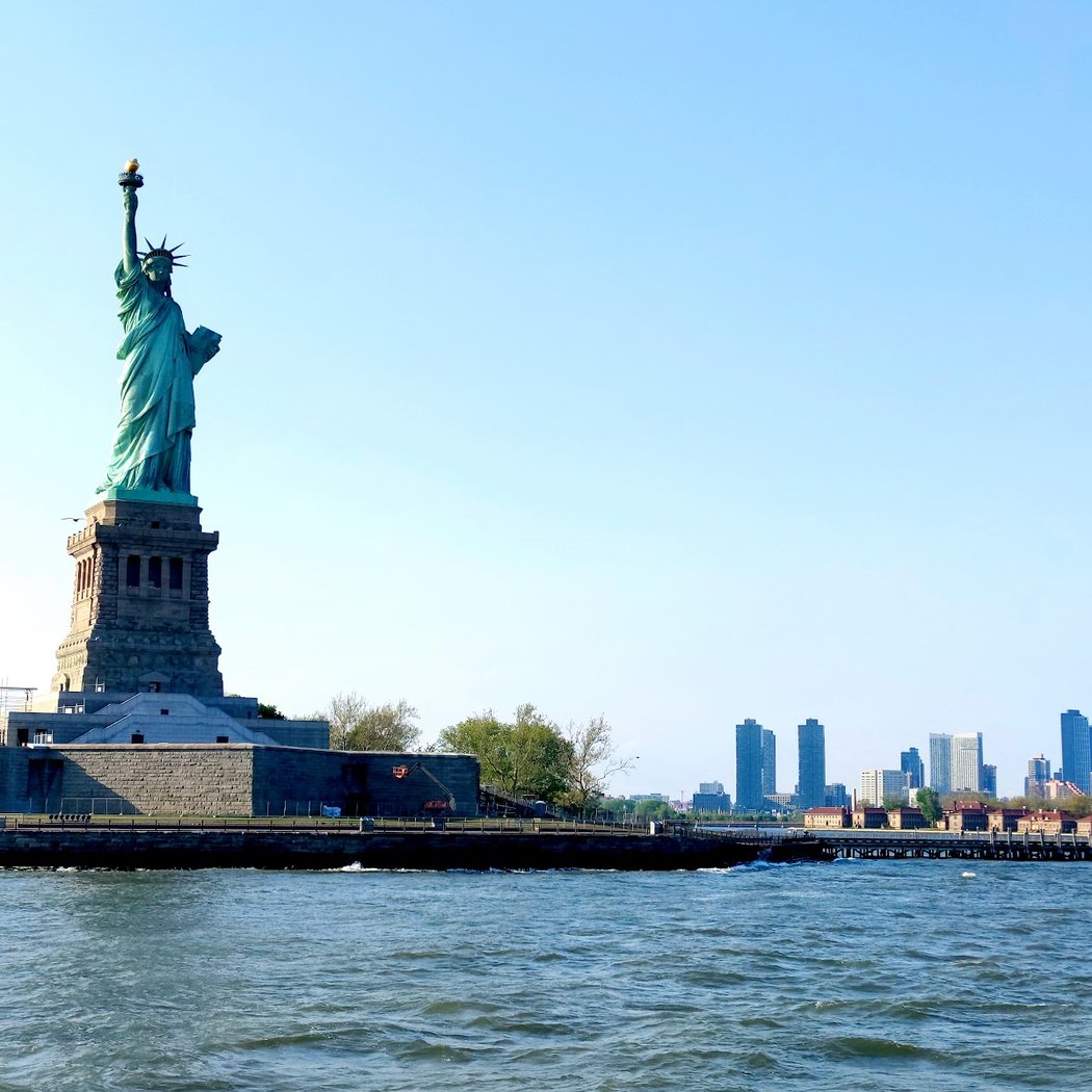 Statue of Liberty Lookout 3