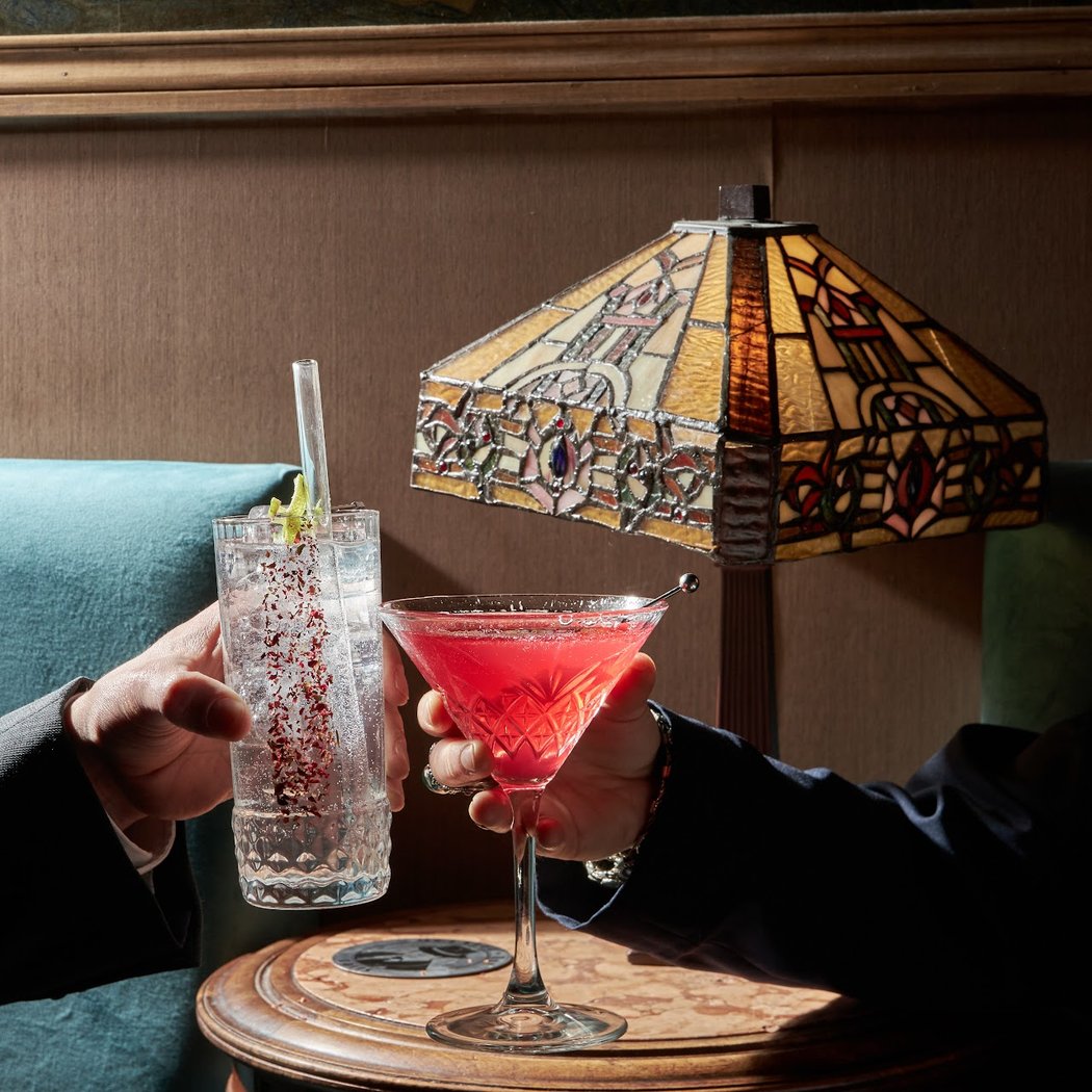 Mobster Bar 4