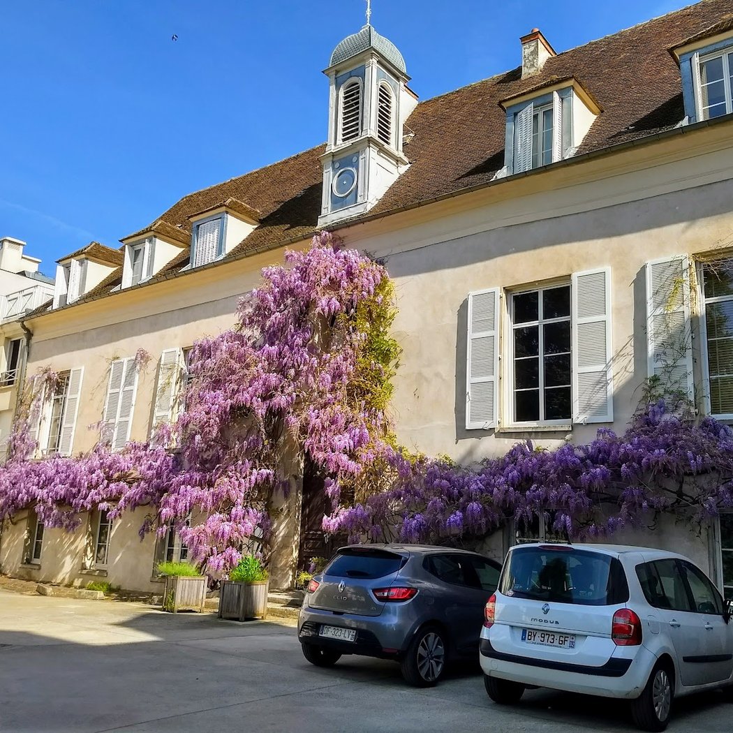 Institute for Young Deaf Bourg La Reine 1