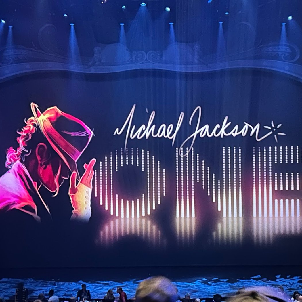 Michael Jackson ONE 2