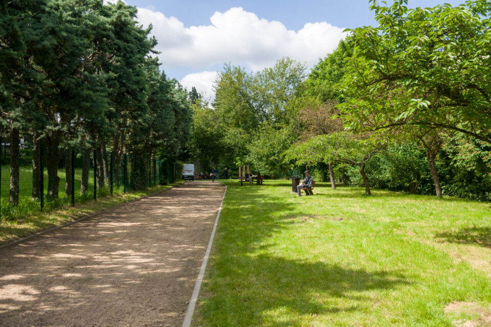 Square Blaise Pascal - Jardin public 3