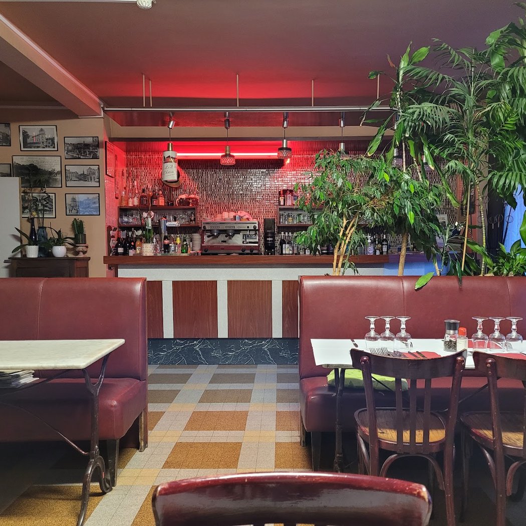Le Provencal 2