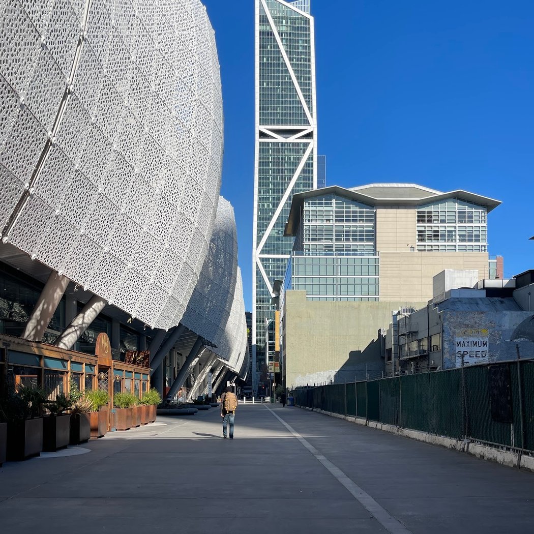 Salesforce Transit Center Bay 29 3