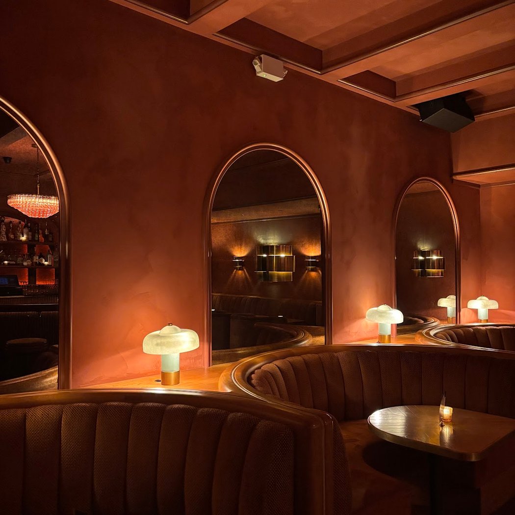 Bar Bonobo 3
