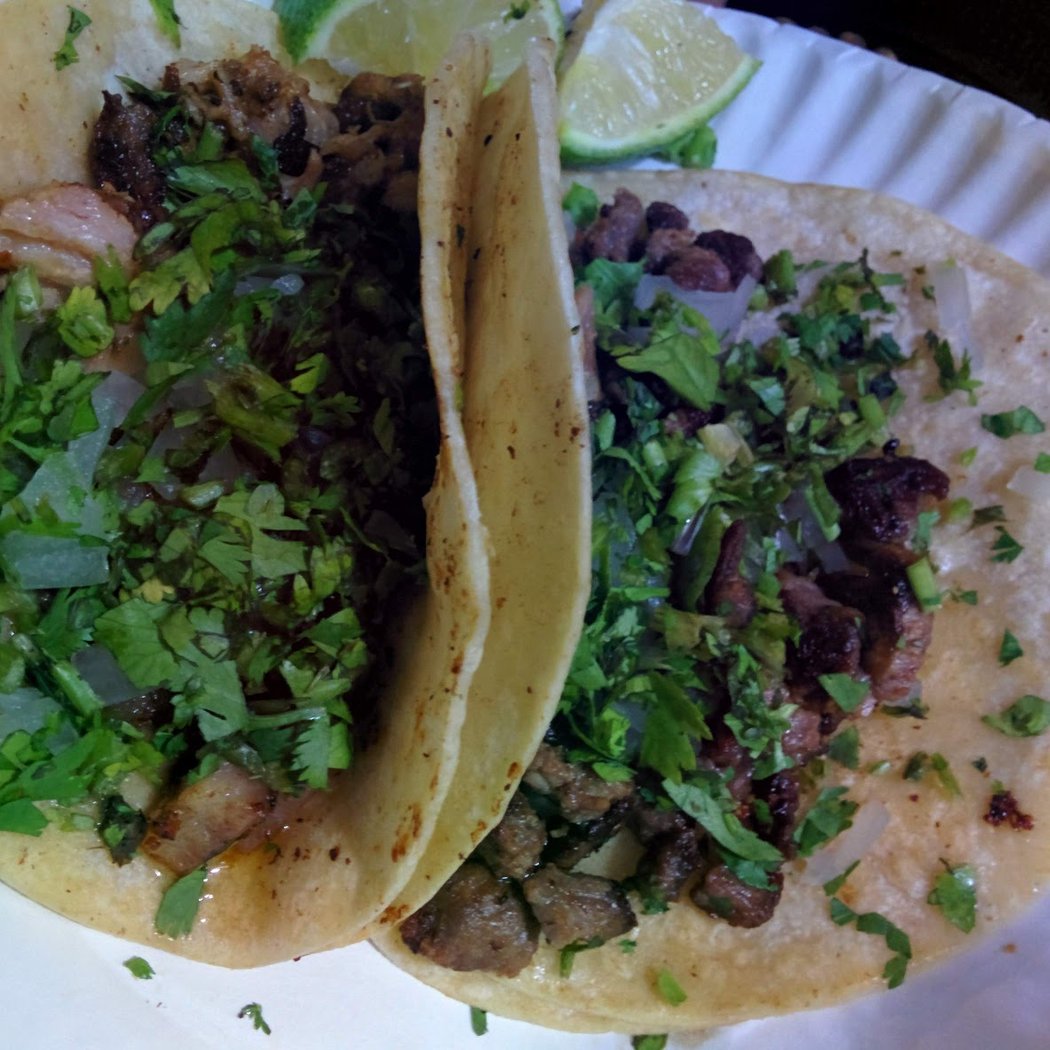 Tacos Gloria (food cart) 3