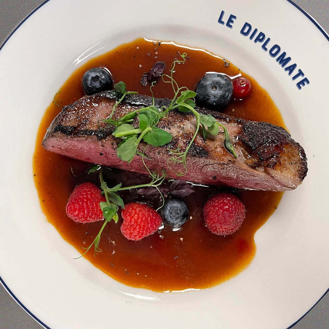 Le Diplomate Paris 17 1