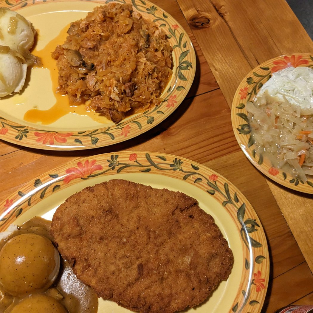 Retro Polish Restaurant and Wine Bar 2