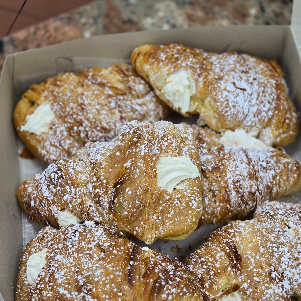 Court Pastry Shop 1
