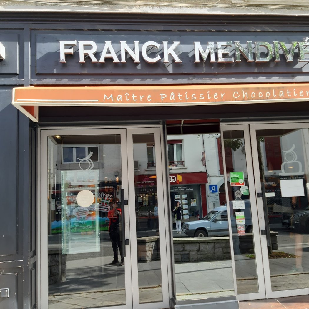 Pâtisserie Franck Mendivé 2